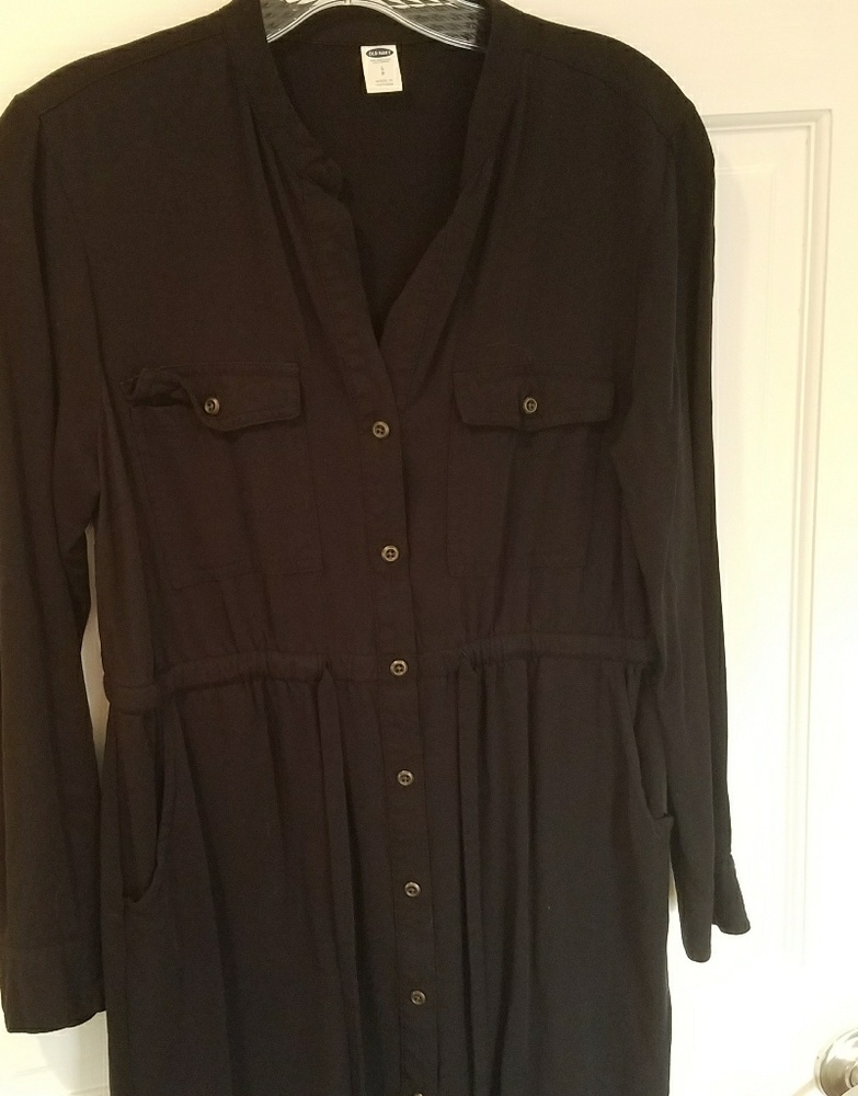 Old Navy.  Black women's top. W0000045